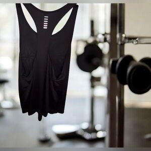 Under Armour Workout Tank Top HeatGear• Gray Large